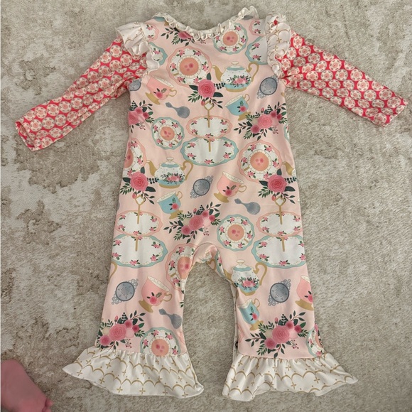 Pete and Lucy Romper - Picture 3 of 5